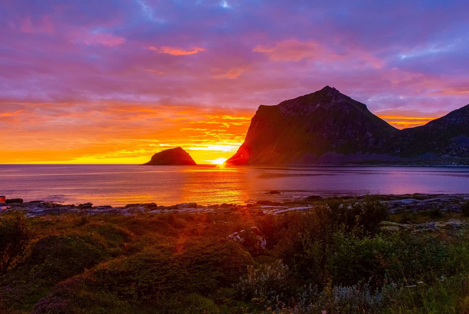 vik beach iles lofoten vik beach iles lofoten
