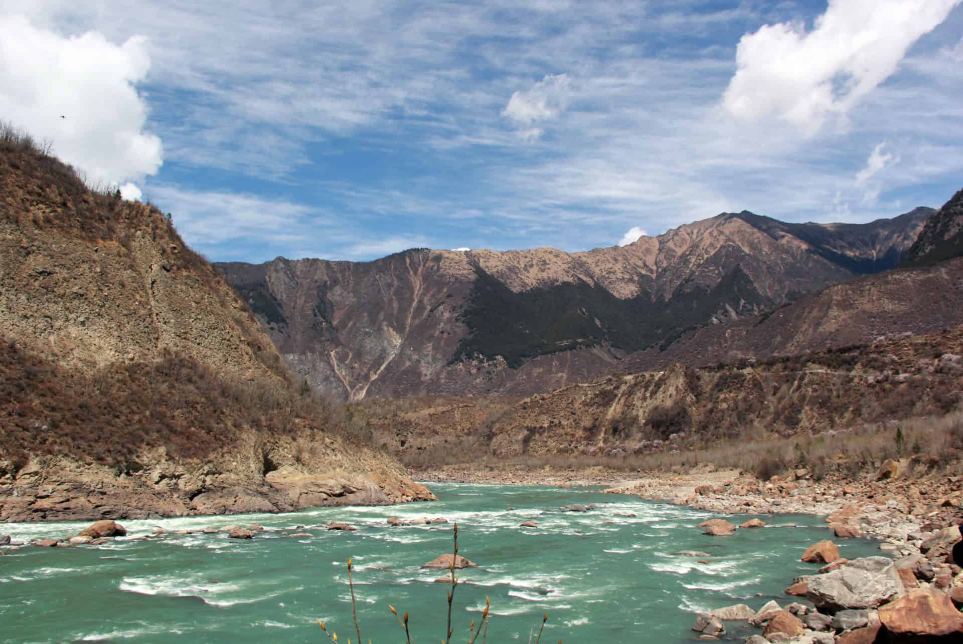 yarlung tsangpo chine yarlung tsangpo chine plus grands canyons du monde